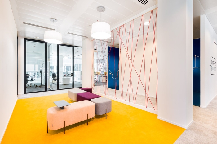 上海办公室设计该如何选择合适的地板？